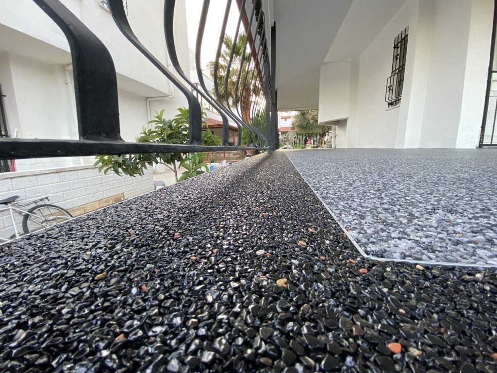 kit road